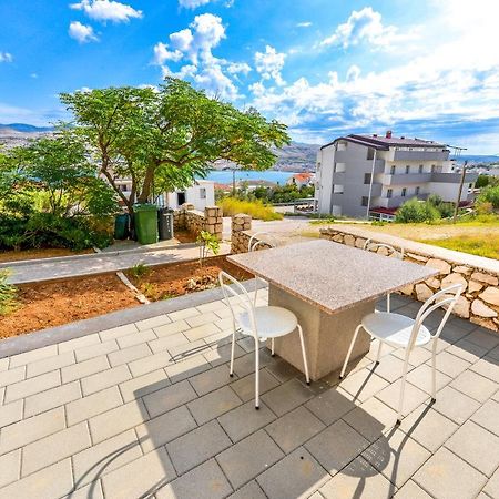 Apartments Lili Pag Town Dış mekan fotoğraf