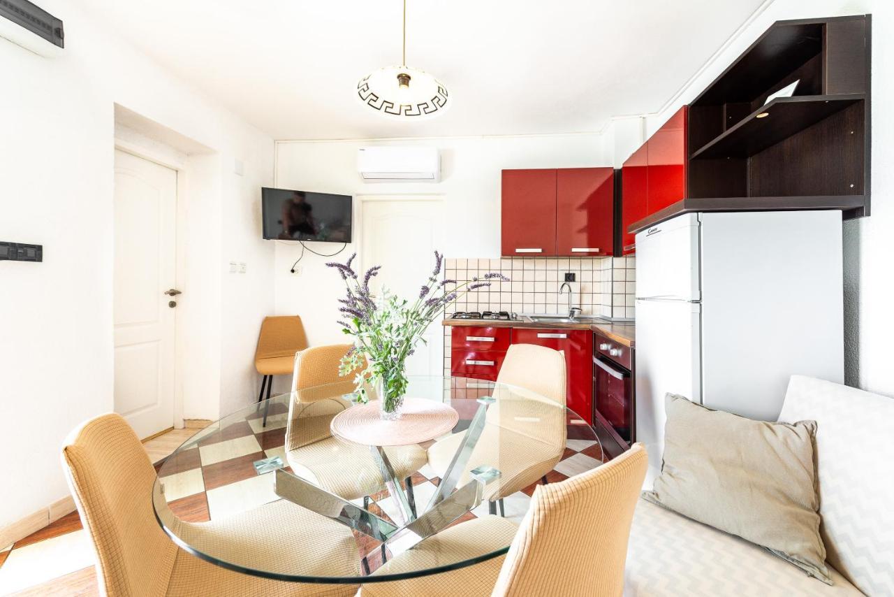Apartments Lili Pag Town Dış mekan fotoğraf
