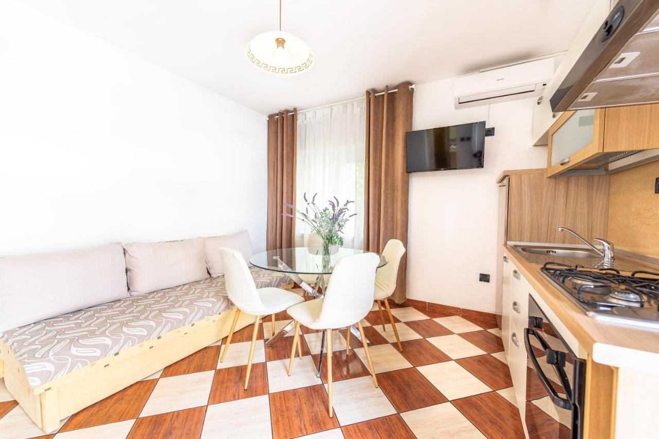 Apartments Lili Pag Town Dış mekan fotoğraf