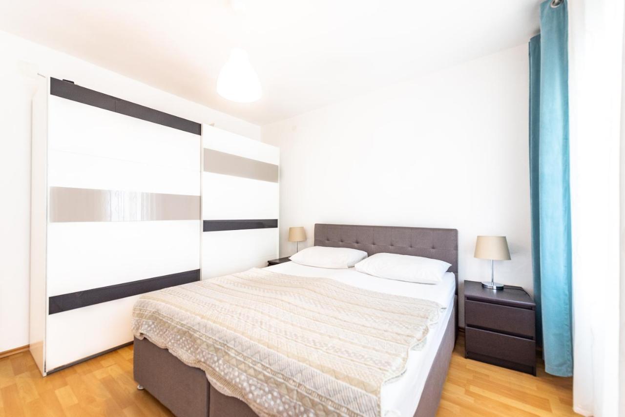 Apartments Lili Pag Town Dış mekan fotoğraf