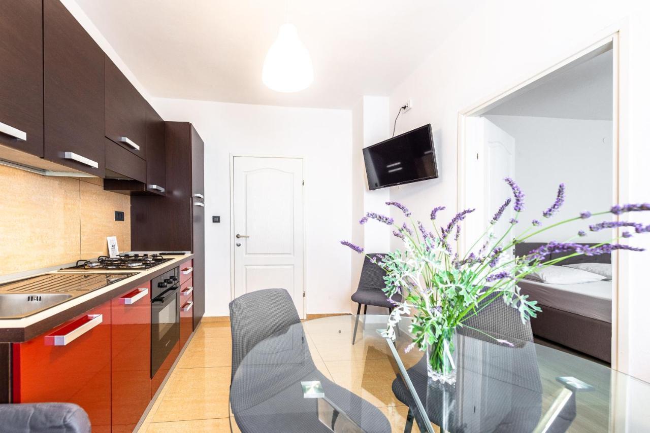 Apartments Lili Pag Town Dış mekan fotoğraf